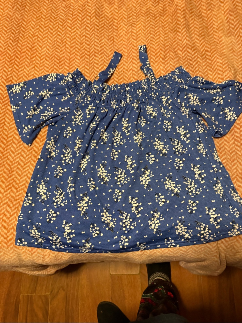 MELLODAY Blue Floral Off-Shoulder Smocked Top